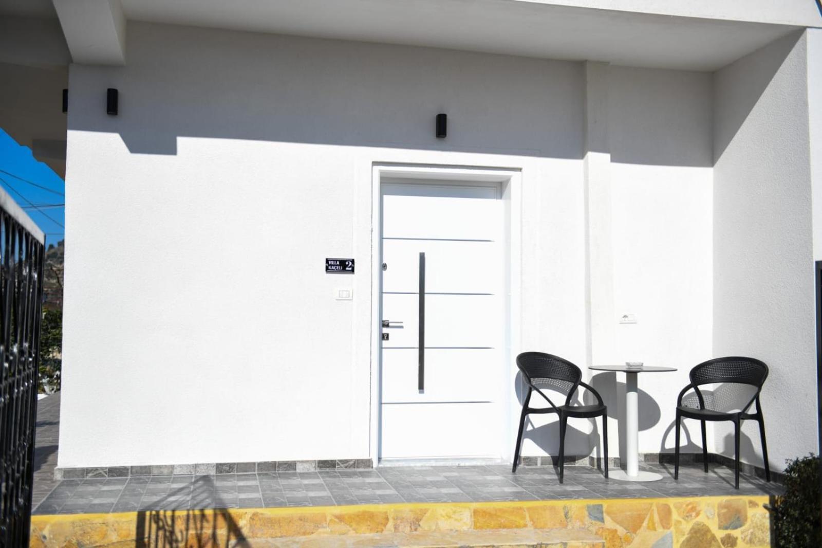 Villa Kaceli เบราท ภายนอก รูปภาพ